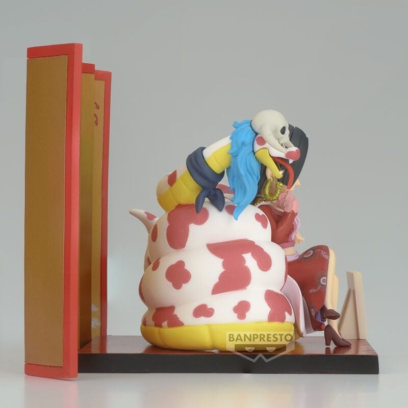 Ett stycke samlarobjekt Boa Hancock & Salome figur, 6 cm