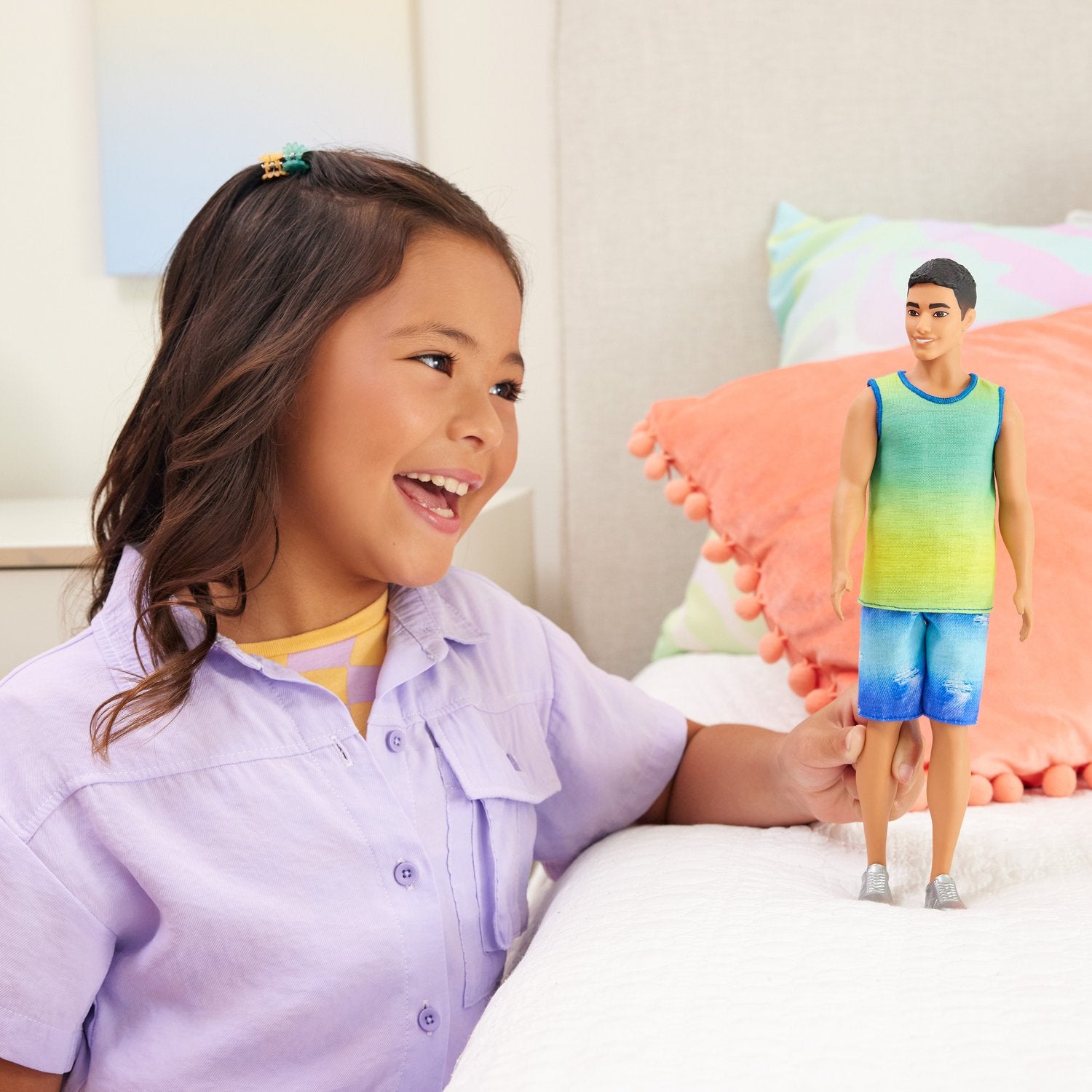 Ken docka med Ombre linne och jeansshortsset