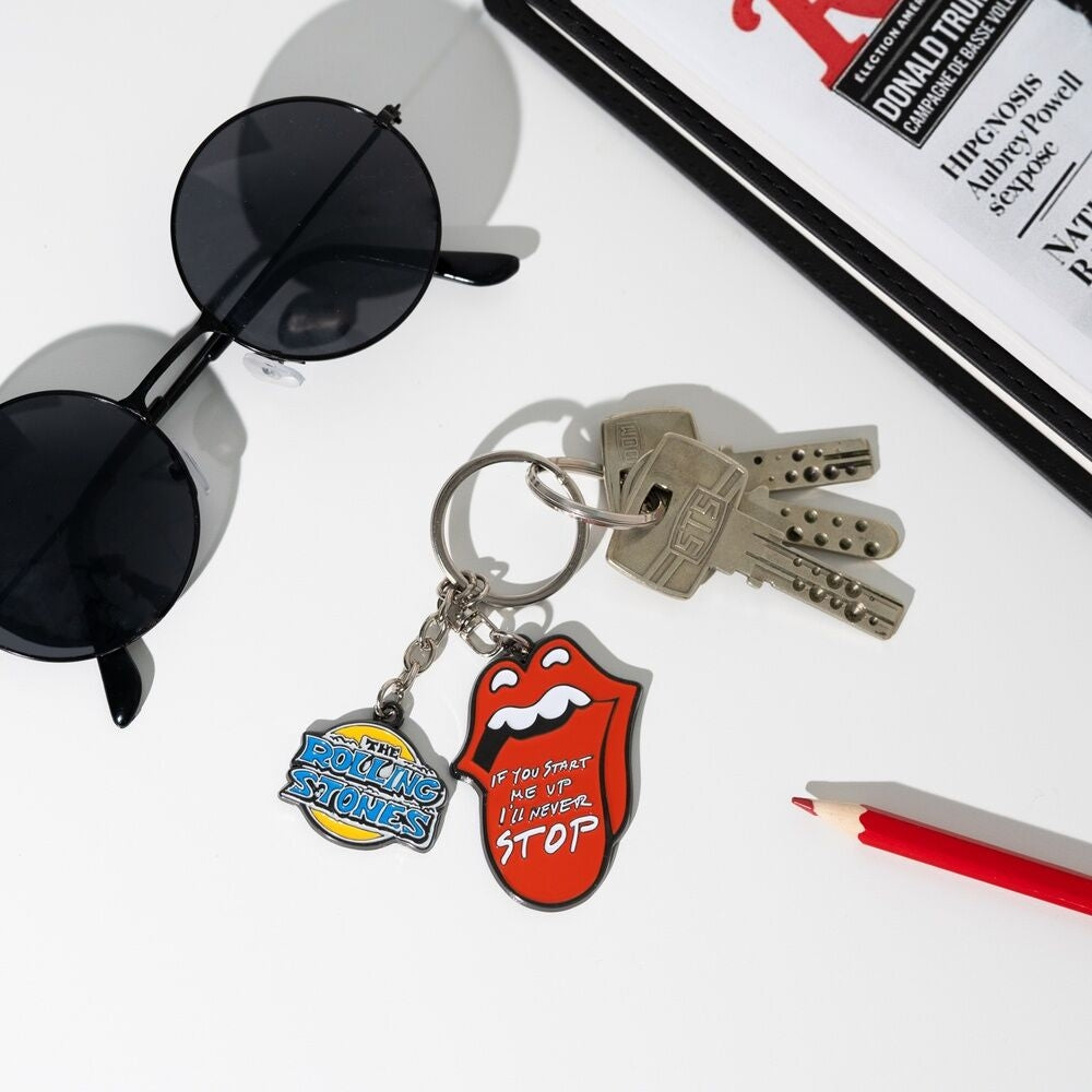 Rolling Stones nyckelring med klassisk logotypdesign