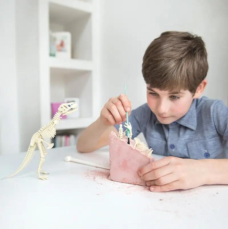 4M Kidzlabs Craft Kit "Brachiosaurus Skeleton"