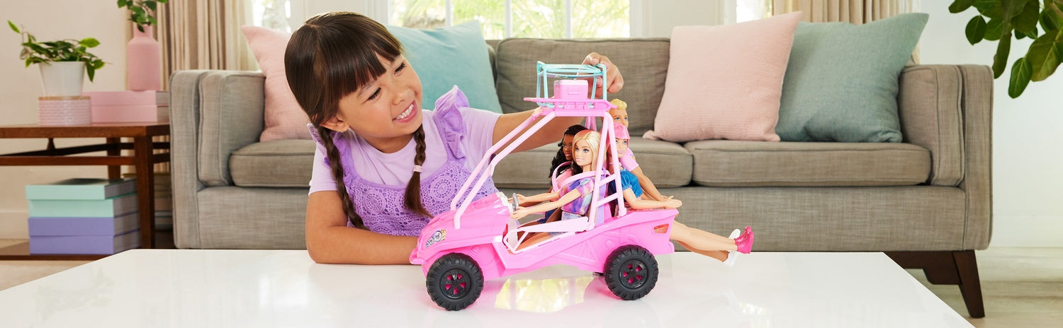 Barbie strandvagn med tillbehör, plats för 4 dockor