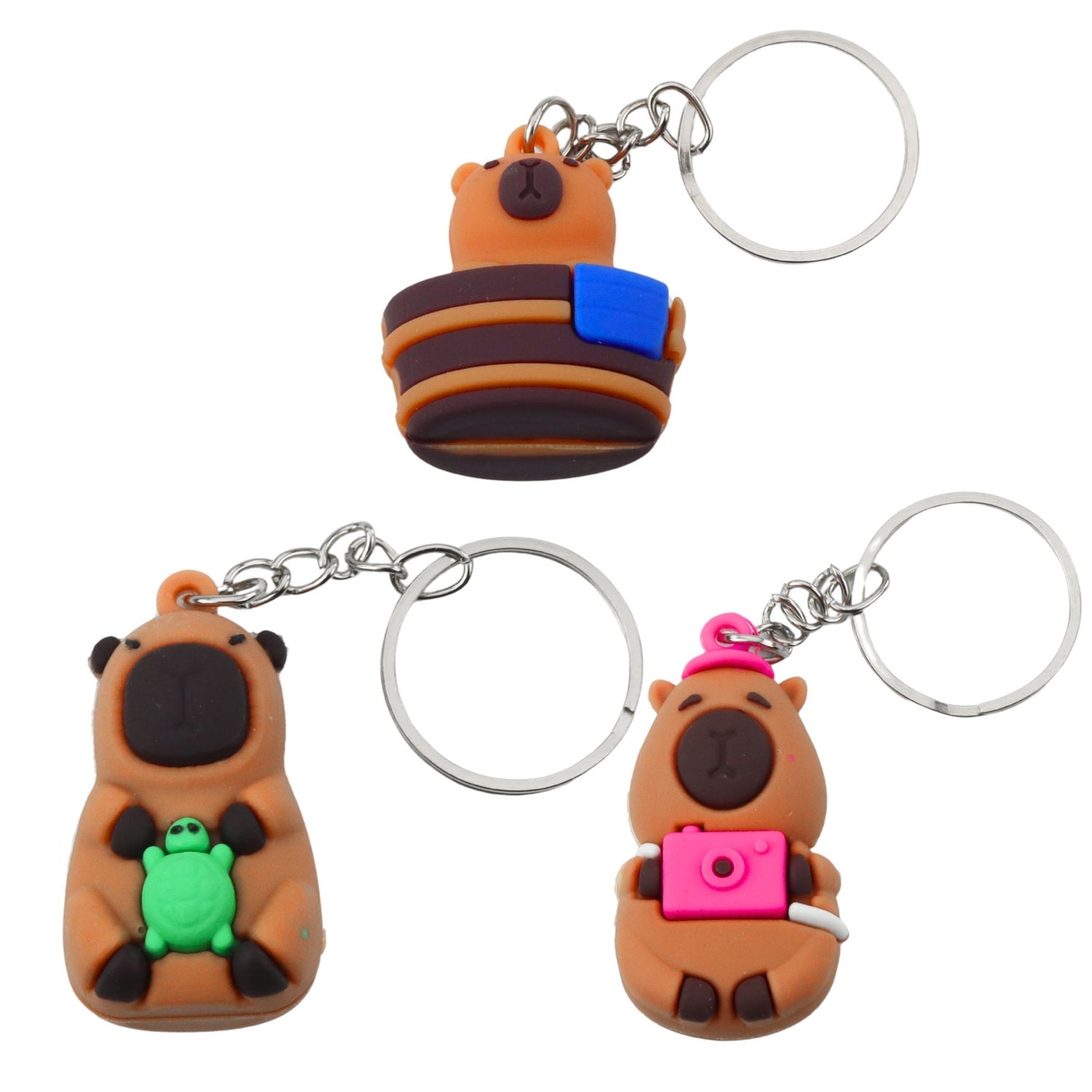 Capybara nyckelring med sköldpadda och kamera i badkar