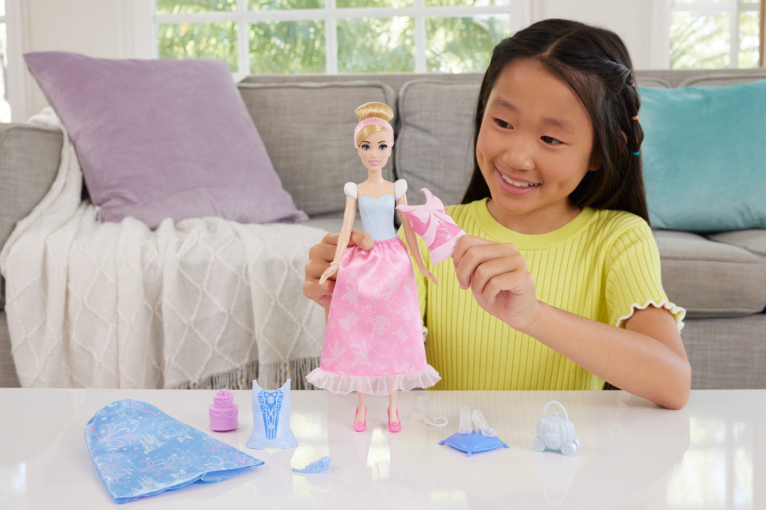 Disney Princess Fashion Askungen