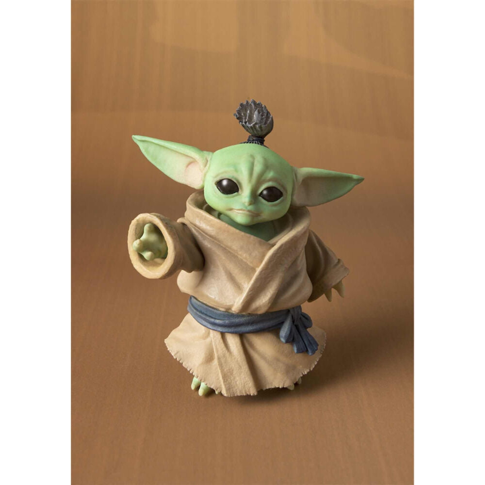 Mandalorian Beskar rustningsset med 18 cm Grogu-figur