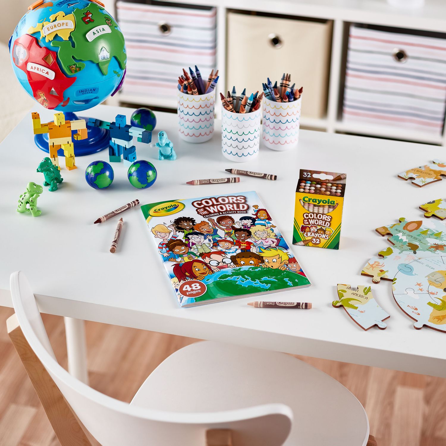 Målarbok med världslandmärken, 48 sidor, från 3 år