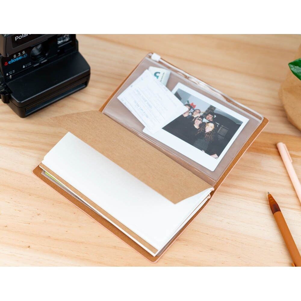 Pusheen Travel Notebook med fodrade sidor och söta illustrationer