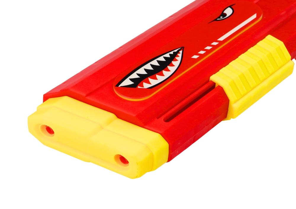 Röd 57 cm Shark Water Gun: Pump-action kul för barn!