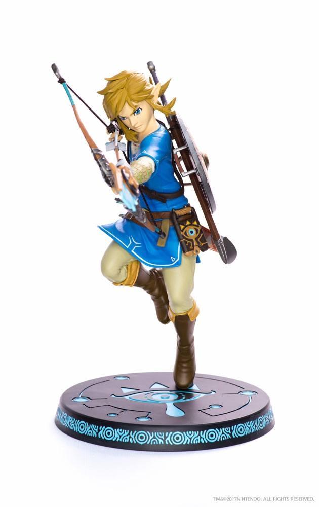 The Legend of Zelda Breath of the Wild PVC Staty Link 25 cm